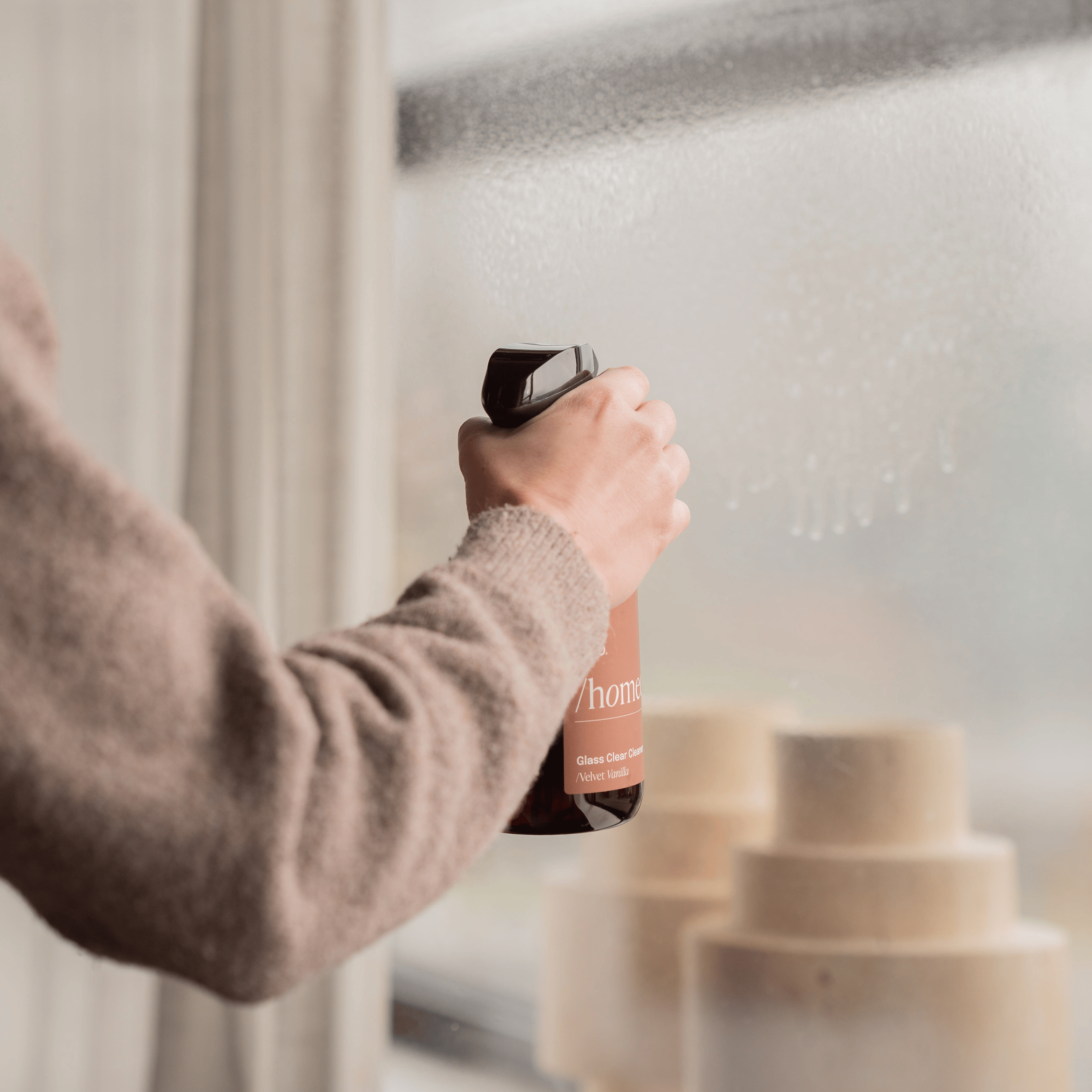 Microvezelstore by DEST Microvezeldoek 'Raamset Complete' inclusief 500 ML geparfumeerde glasreiniger